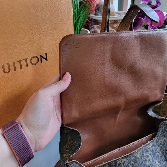 Auth Louis Vuitton Vintage 1986 Monogram Cartouchiere Crossbody Bag - Picture 7 of 16